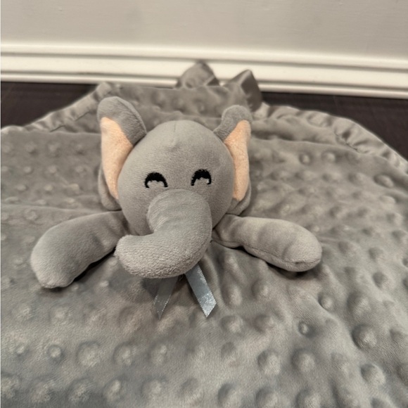 NWOT Infant Baby Toddler Adorable Gray Elephant Plush Blanket Lovey - Picture 2 of 4